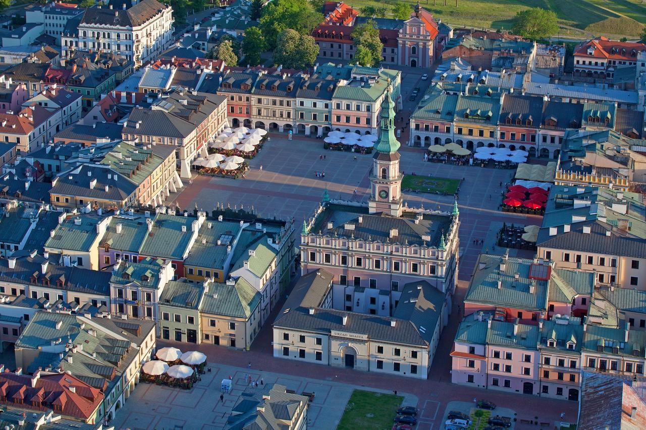 Pokoje Goscinne Osir Zamosc  Exterior photo